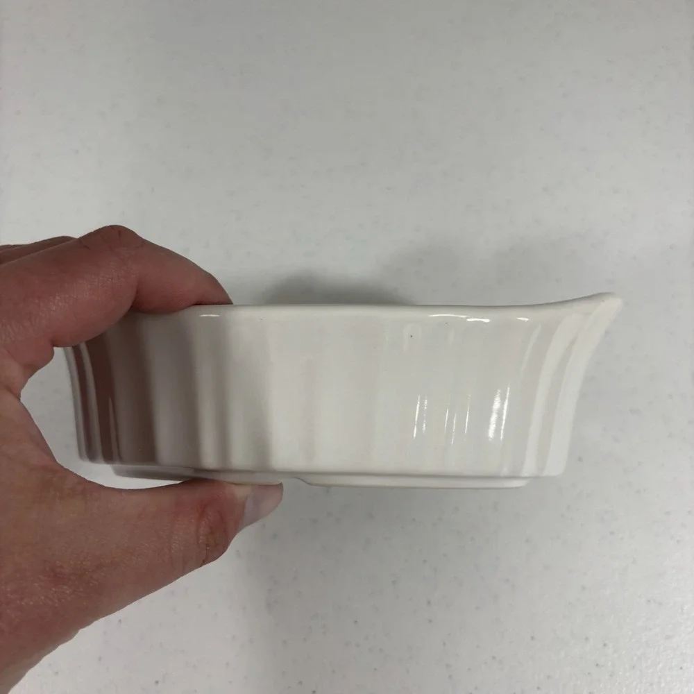 Corning Ware French White Oval Casserole 18.6oz 550ml Stoneware Dish 8x5x2
